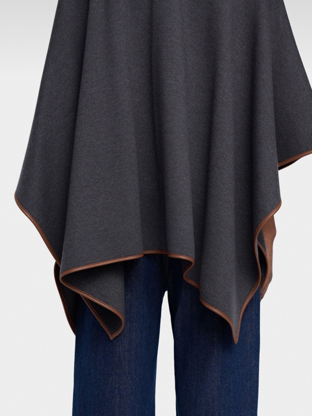 PARFOIS Poncho - Charcoal Grey Knit With Contrasting Stitching Detail (One Size) - Picture 4 of 13